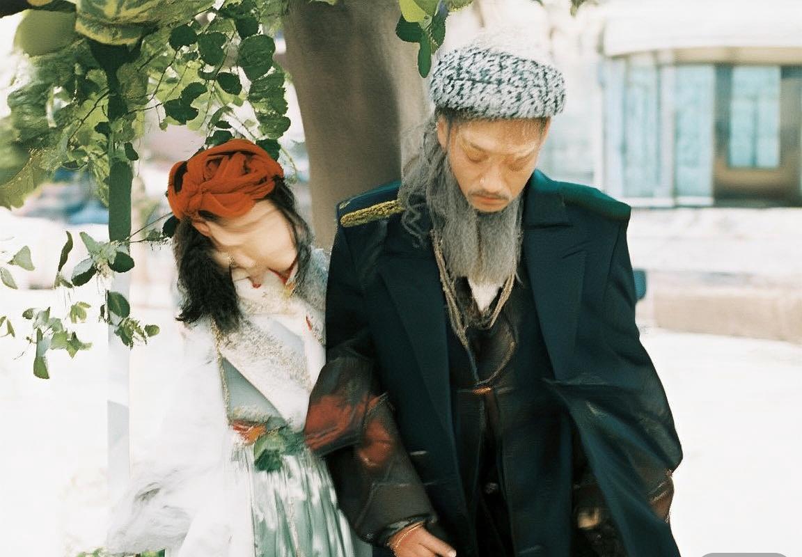 弗拉霍维奇：足球天才的成长之路与辉煌蜕变